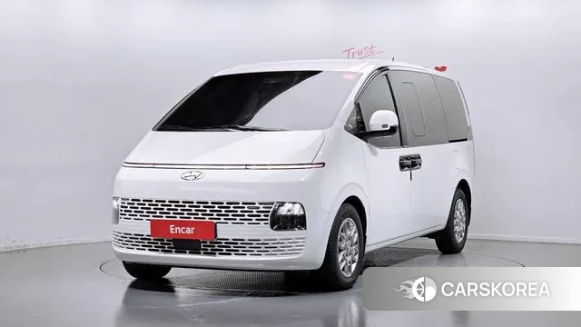 Hyundai Staria 2023 Белый из Кореи