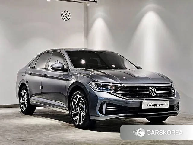 Volkswagen 7th Generation of Jetta 2023 Серый из Кореи