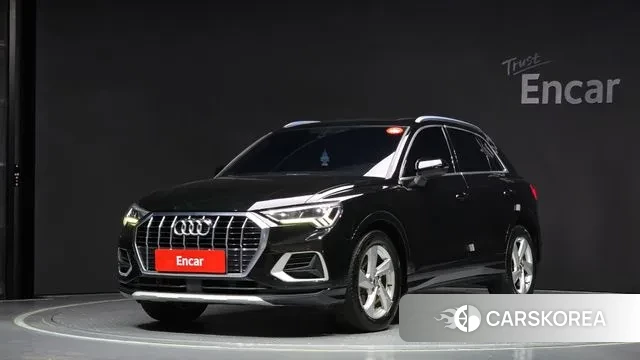 Audi Q3 (F3) 2020 Черный из Кореи