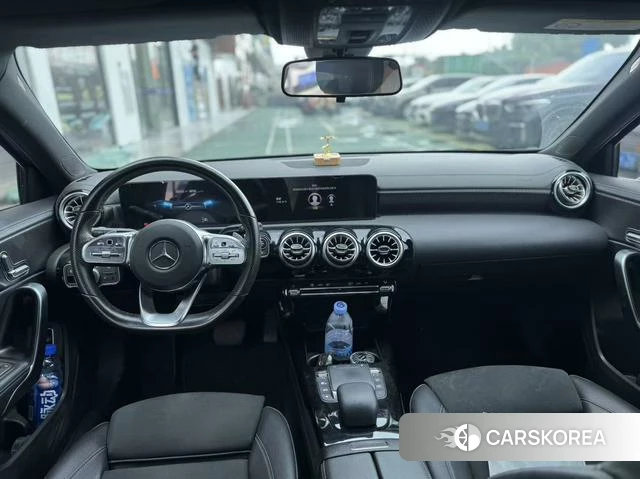 Mercedes-Benz Class A 2023 Синий из Китая