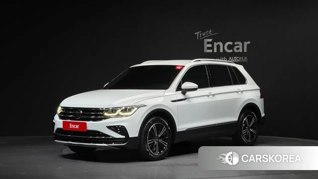 Volkswagen Tiguan second Generation 2022 Белый из Кореи