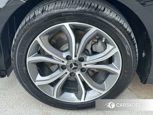 Mercedes-Benz E-class 2023 Черный из Китая