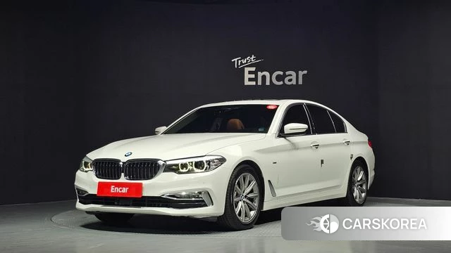 BMW 5 Series (G30) 2018 Белый из Кореи