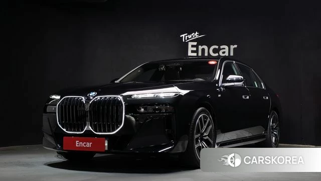 BMW 7 Series (G70) 2025 Черный из Кореи