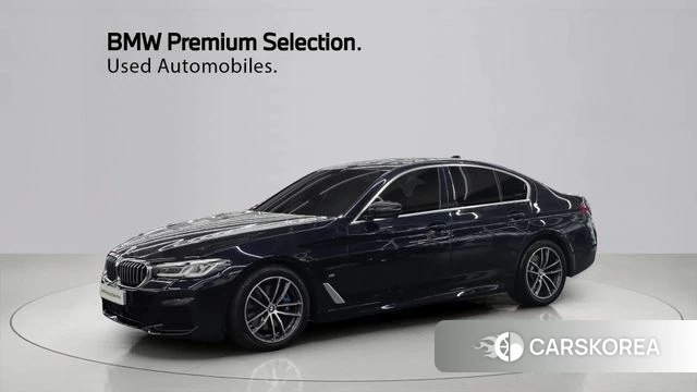 BMW 5 Series (G30) 2023 Черный из Кореи