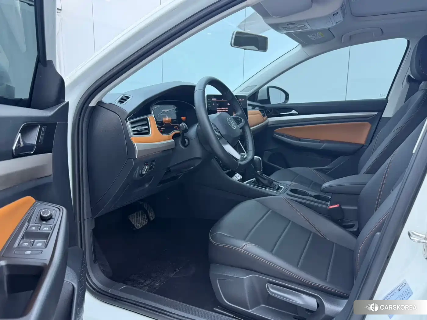 Volkswagen Bora 2023 Белый из Китая