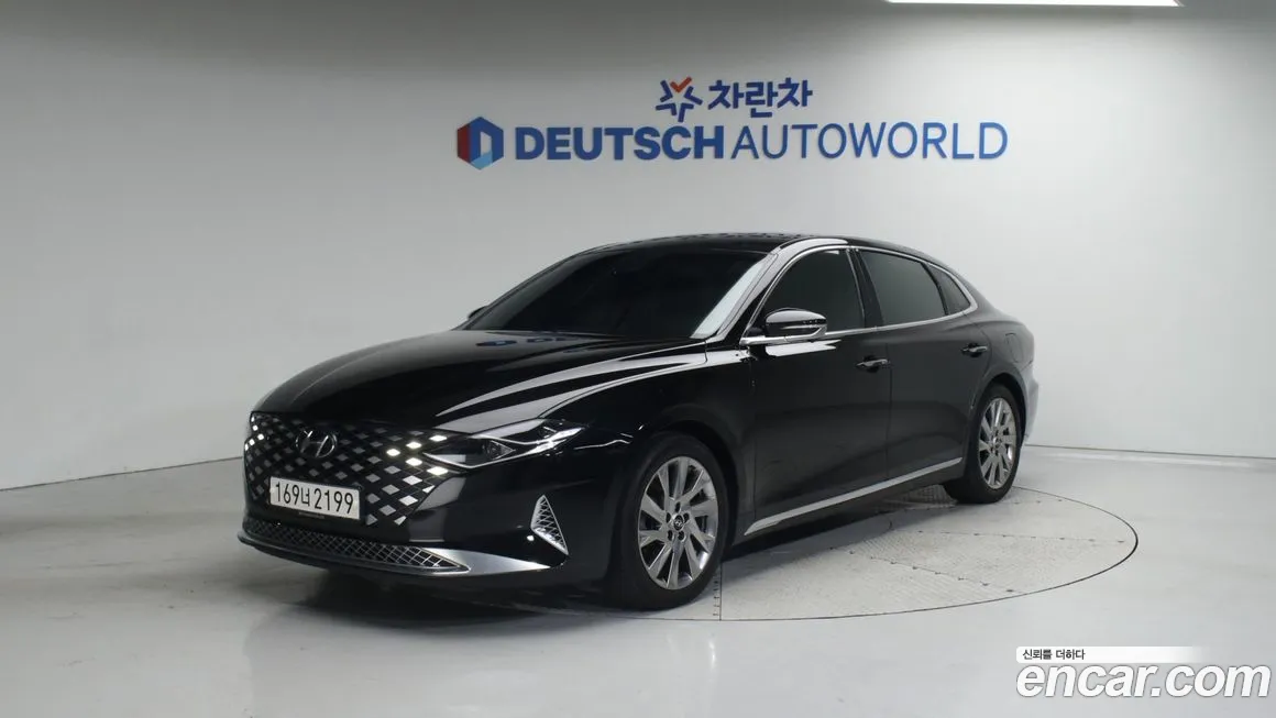 Hyundai The New Grandeur IG Hybrid 2020 Черный из Кореи