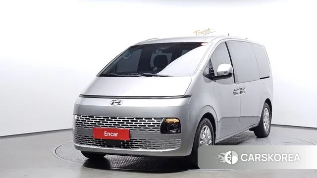Hyundai Staria 2022 Серебряный из Кореи