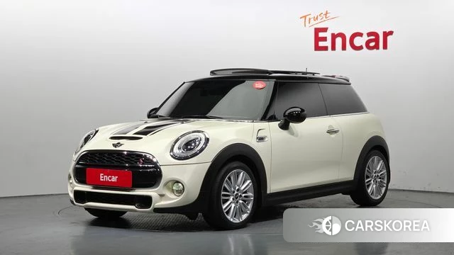 Mini Cooper S 2018 Жемчужный цвет из Кореи