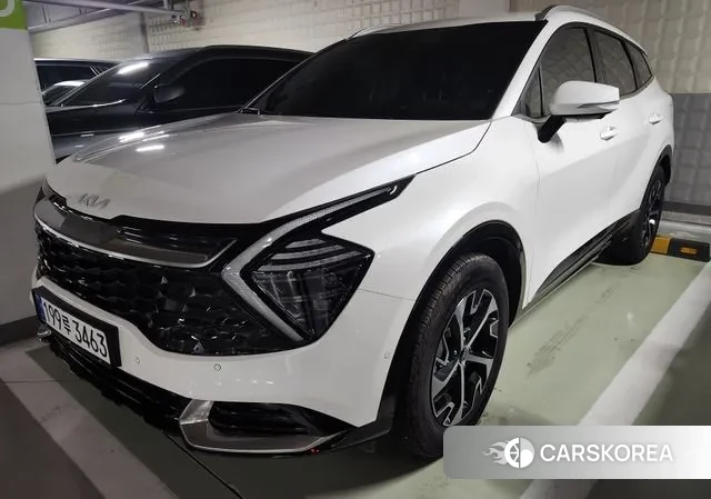 Kia Sportage 5th Generation Hybrid 2023 Белый из Кореи