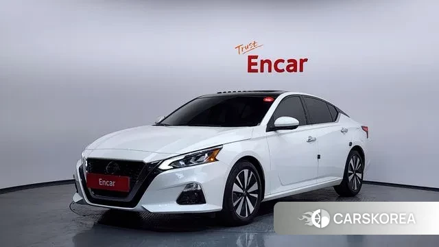 Nissan Altima (L34) 2019 Белый из Кореи
