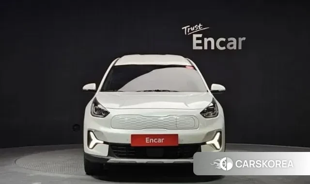 Kia Niro Plus 2022 Белый из Кореи