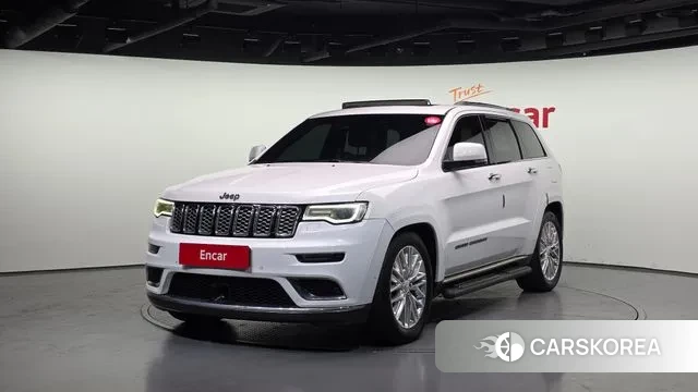 Jeep Grand Cherokee 2018 Белый из Кореи