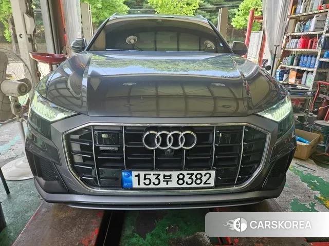 Audi Q8 (4M) 2021 Серый из Кореи