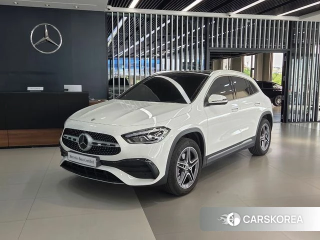 Mercedes-Benz GLA - Class H247 2023 Белый из Кореи