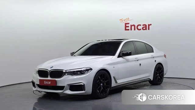 BMW 5 Series (G30) 2018 Белый из Кореи