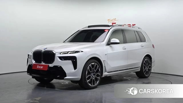 BMW X7 (G07) 2024 Белый из Кореи