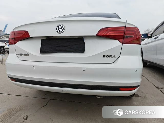 Volkswagen Bora 2023 Белый из Китая