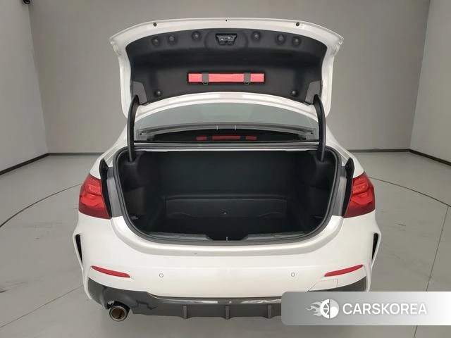 BMW 1 series 2023 Белый из Китая
