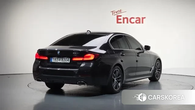 BMW 5 Series (G30) 2022 Серый из Кореи