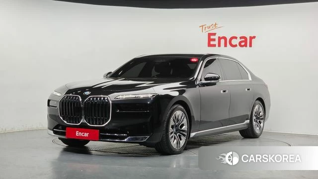 BMW 7 Series (G70) 2023 Черный из Кореи