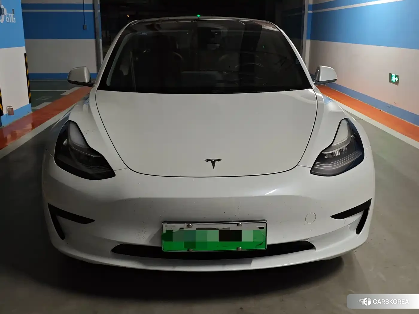 Tesla Model 3 2021 Белый из Китая