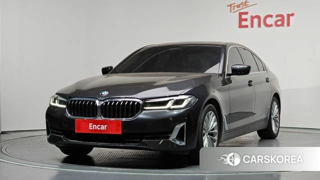 BMW 5 Series (G30) 2022 Серый из Кореи