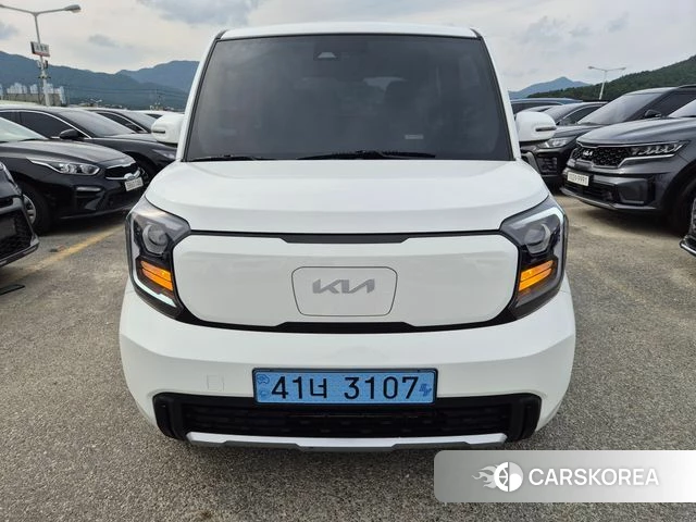 Kia The New Kia Ray EV 2023 Белый из Кореи