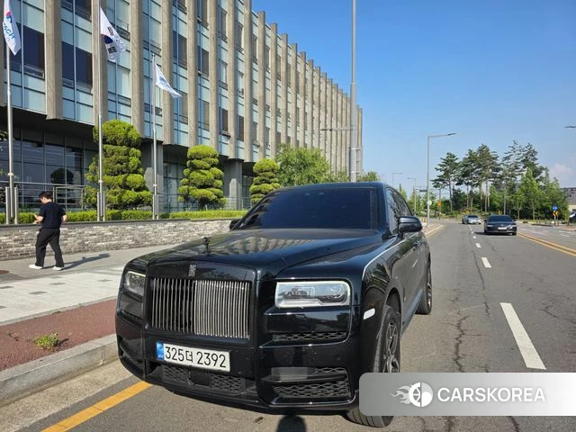 Rolls-Royce Cullinan 2019 Черный из Кореи