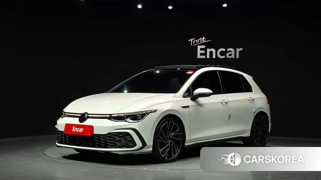 Volkswagen Golf 8th Generation 2024 Белый из Кореи