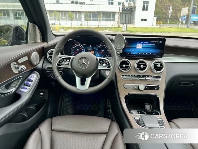 Mercedes-Benz GLC 2022 Черный из Китая