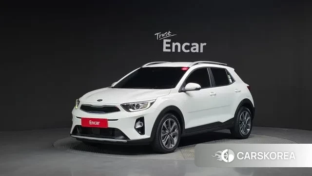 Kia Stonic 2019 Белый из Кореи