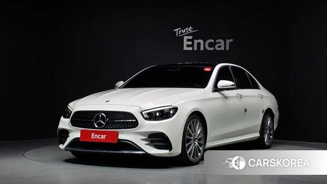 Mercedes-Benz E-Class W213 2021 Белый из Кореи
