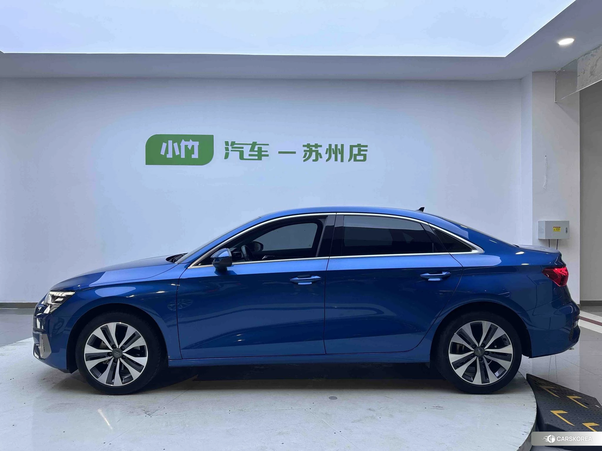 Audi A3 2022 Синий из Китая