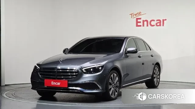 Mercedes-Benz E-Class W213 2022 Серый из Кореи