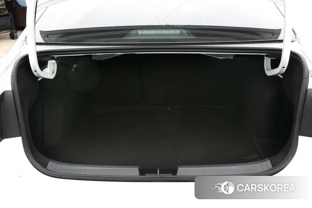 Volkswagen Sagitar 2022 Белый из Китая
