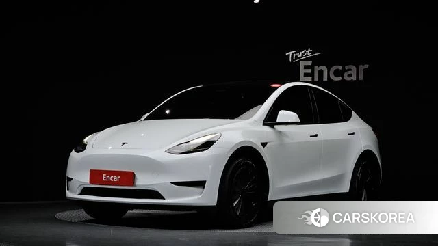 Tesla Model Y 2023 Белый из Кореи