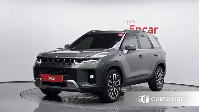 Ssangyong Torres 2023 Темно-зеленый из Кореи