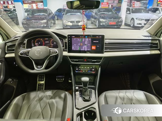 Volkswagen Tiguan L 2021 Белый из Китая