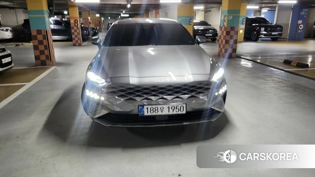 Kia K8 2022 Серый из Кореи