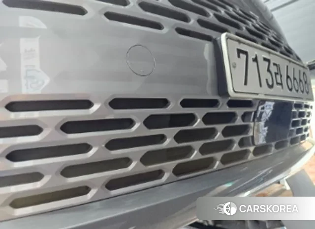 Hyundai Staria 2022 Серебристо-серый из Кореи