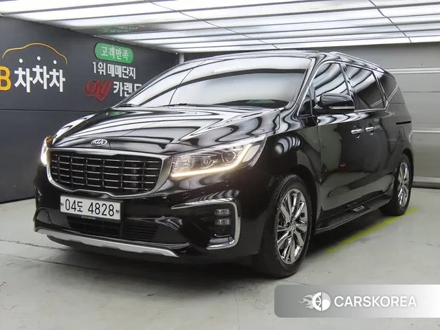 Kia The New Carnival 2018 Черный из Кореи