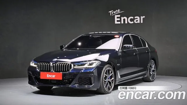 BMW 5 Series (G30) 2022 Синий из Кореи