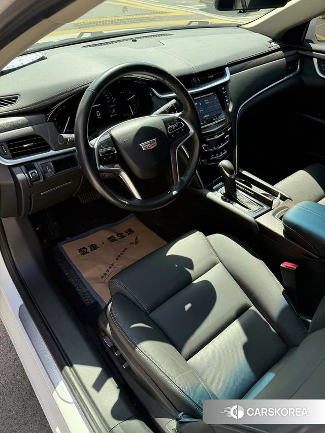 Cadillac XTS 2019 Белый из Китая