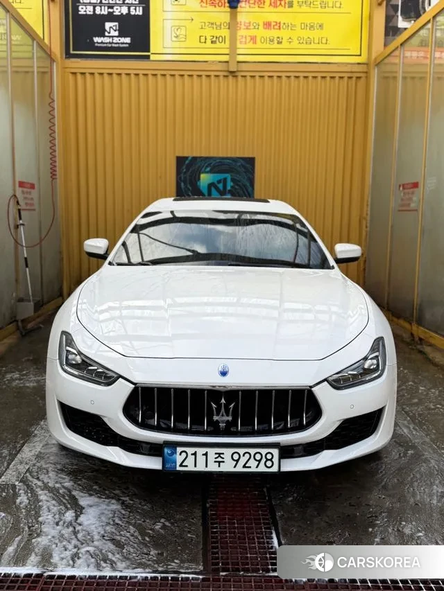 Maserati Ghibli 2018 Белый из Кореи