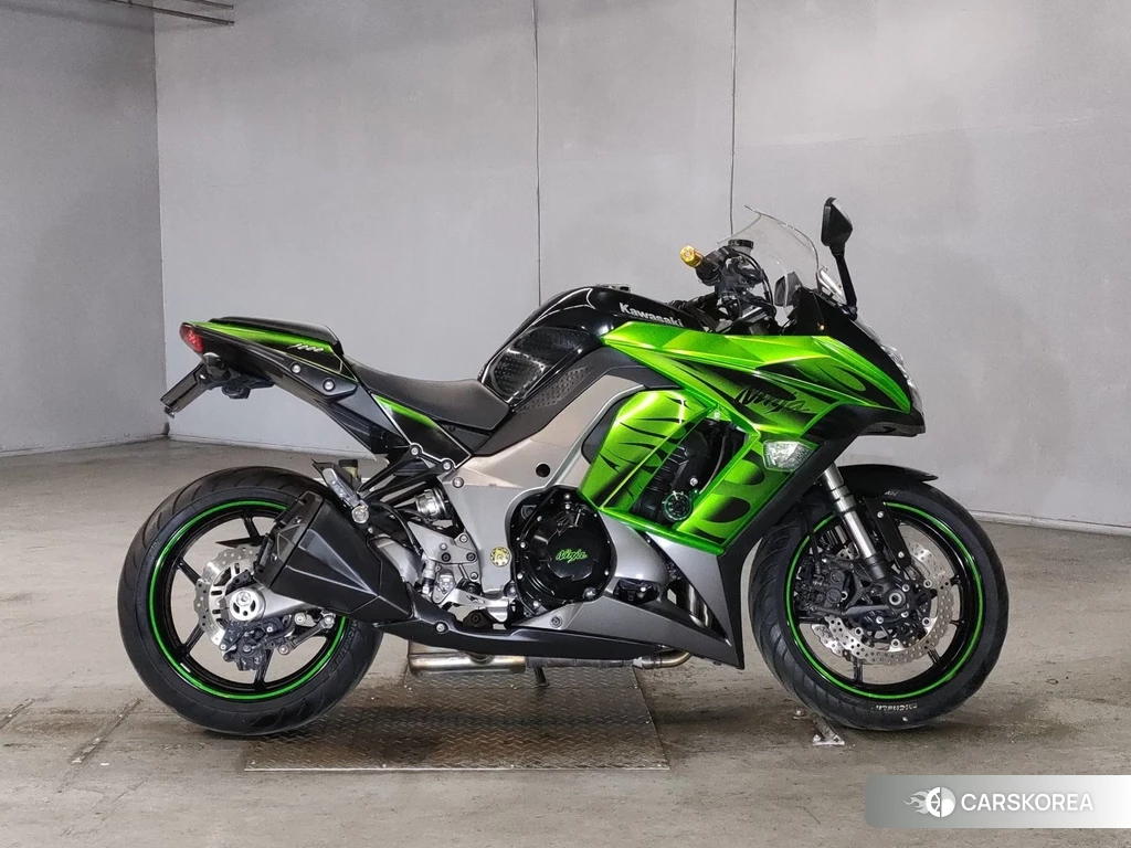 Проданный Kawasaki NINJA 1000 2012 из Японии