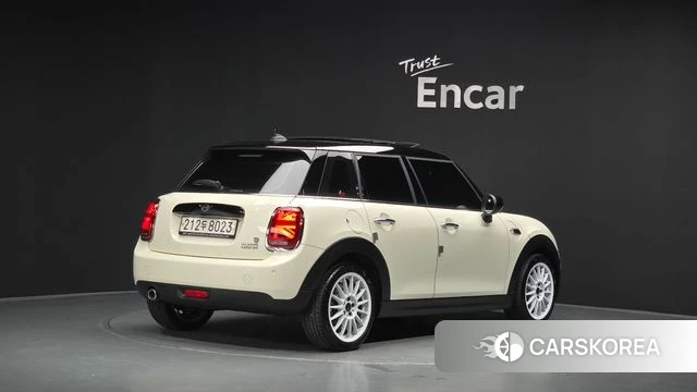 Mini Cooper 2020 Жемчужный цвет из Кореи
