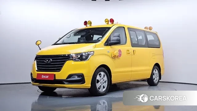 Hyundai The New Grand Starex 2018 Желтый из Кореи