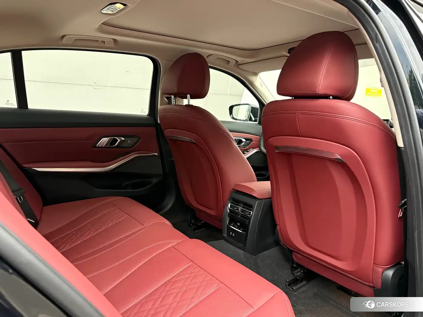 BMW 3 series 2025 Черный из Китая