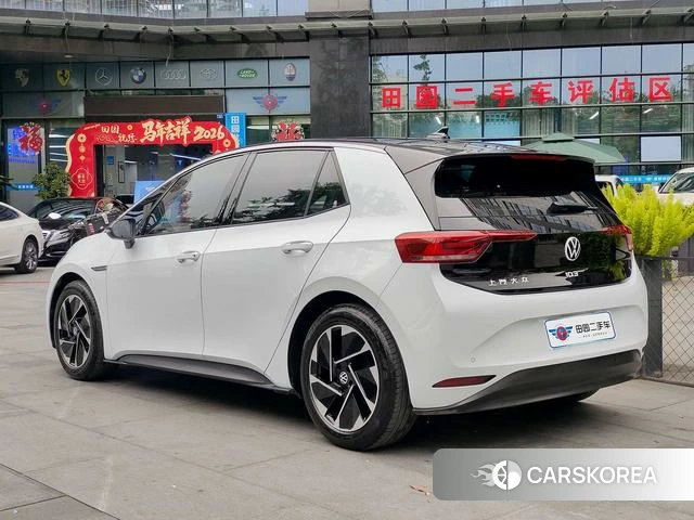 Volkswagen ID.3 2024 Белый из Китая